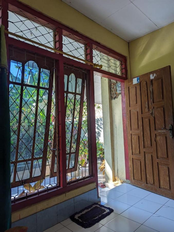 Agusfamily Homestay لابوان باجو المظهر الخارجي الصورة